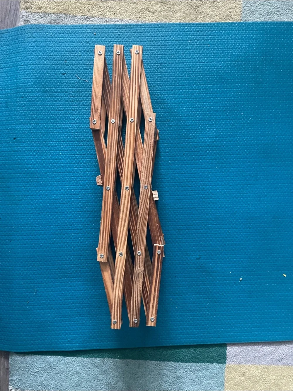 Pier 1 Collapsable MCM Mid Century Modern 8 Bottle Wooden Wine Rack / Storage